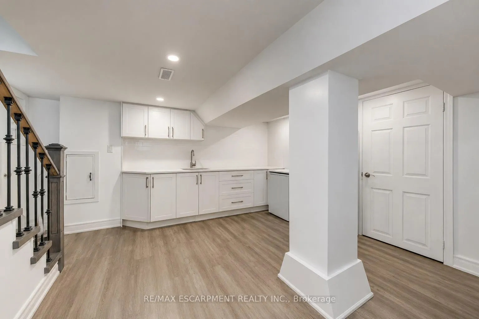Photo 28 of 108 Runnymede Road, Toronto, High Park-Swansea — HOMEH