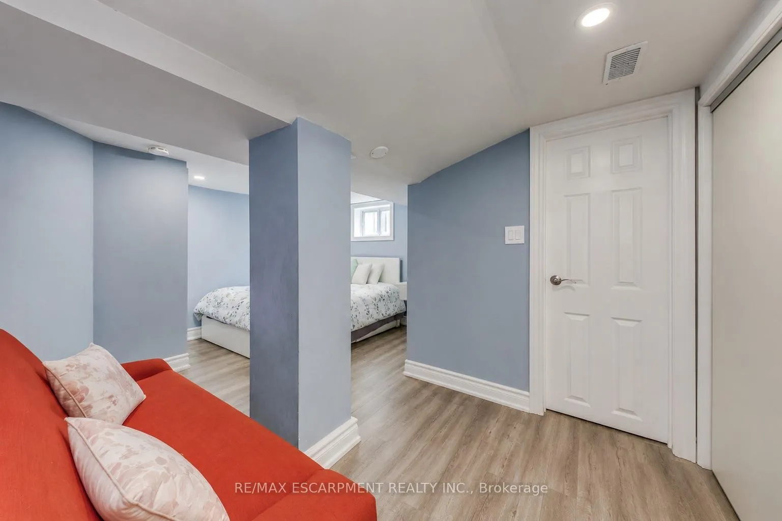 Photo 30 of 108 Runnymede Road, Toronto, High Park-Swansea — HOMEH