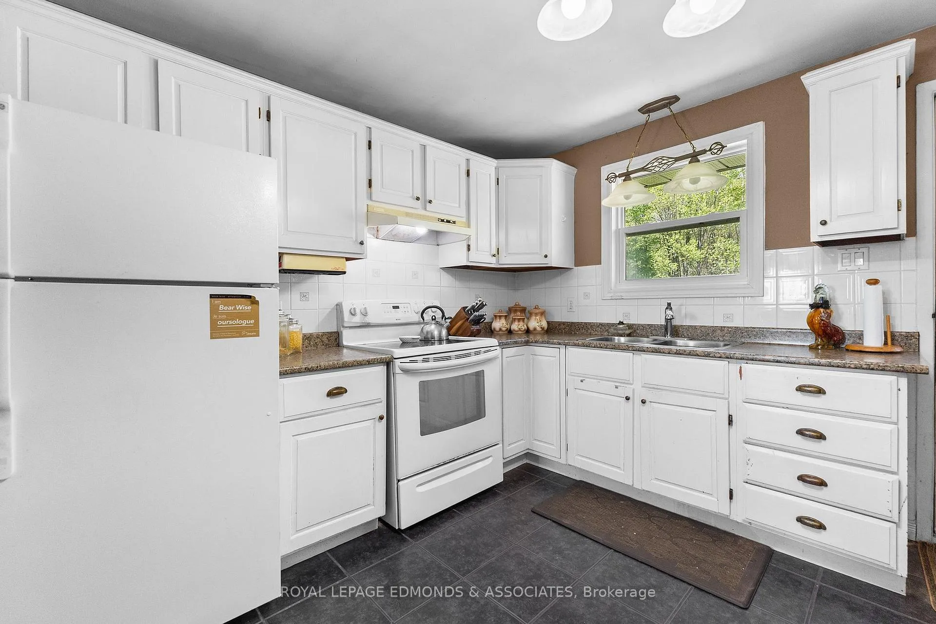 Photo 16 of 346 Hila Road, Whitewater Region, Whitewater Region — HOMEH