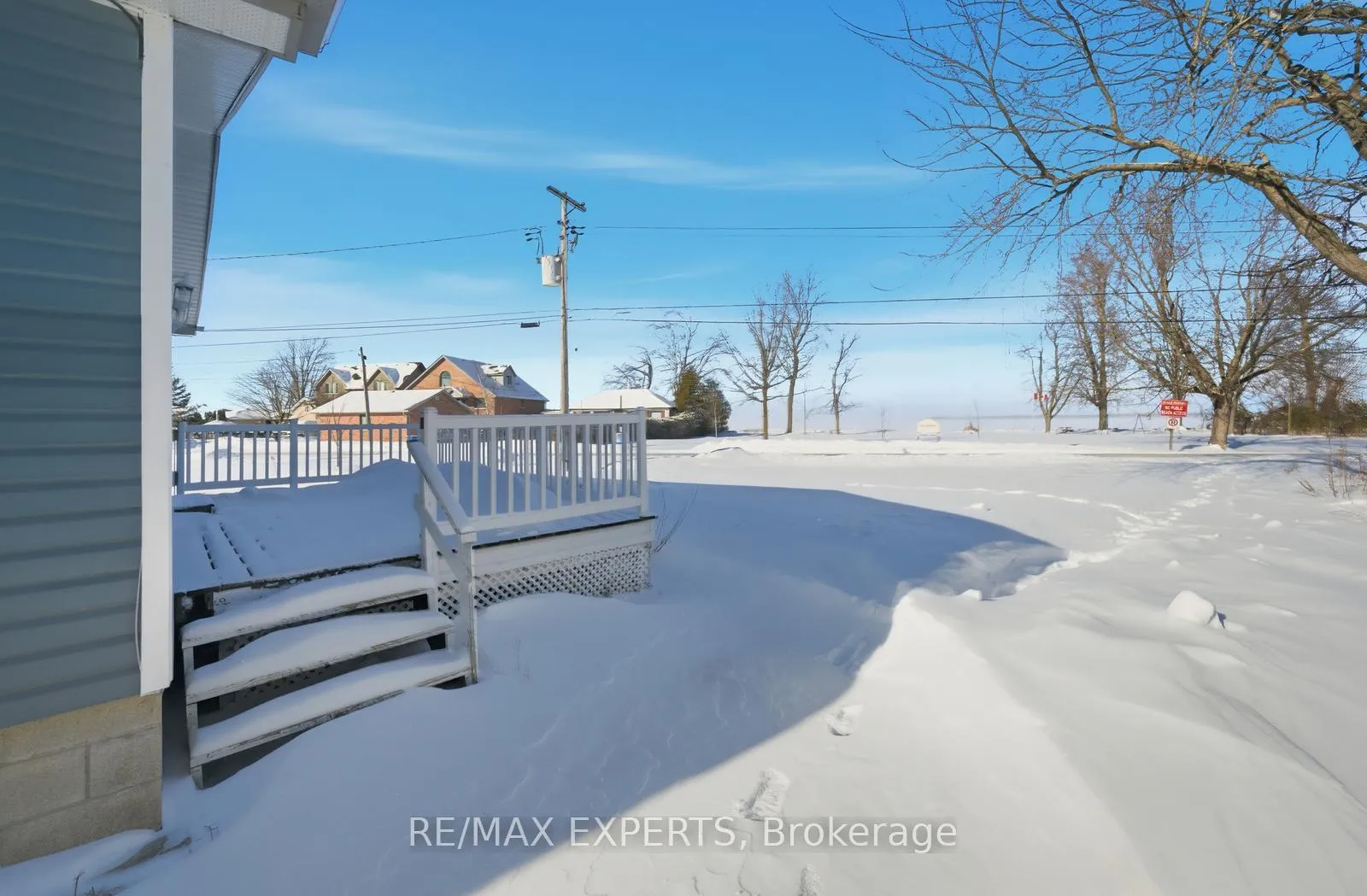 Photo 7 of 155 Woodfield Drive, Georgina, Virginia — HOMEH