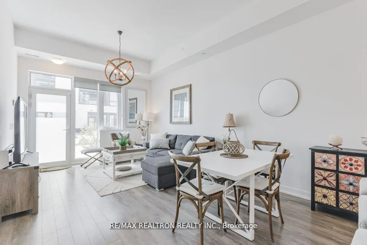 Photo 10 of Unit 34, 247 Broward Way, Innisfil, Rural Innisfil — HOMEH