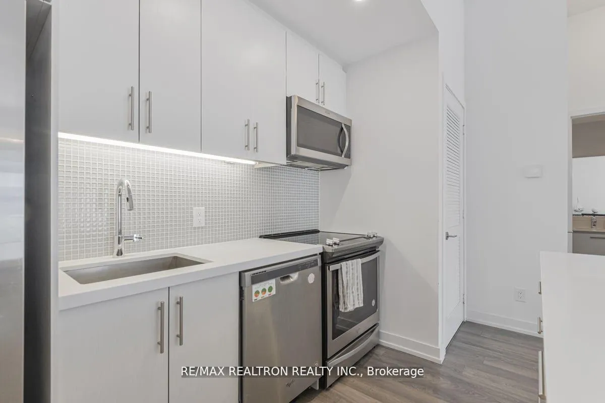 Photo 13 of Unit 34, 247 Broward Way, Innisfil, Rural Innisfil — HOMEH