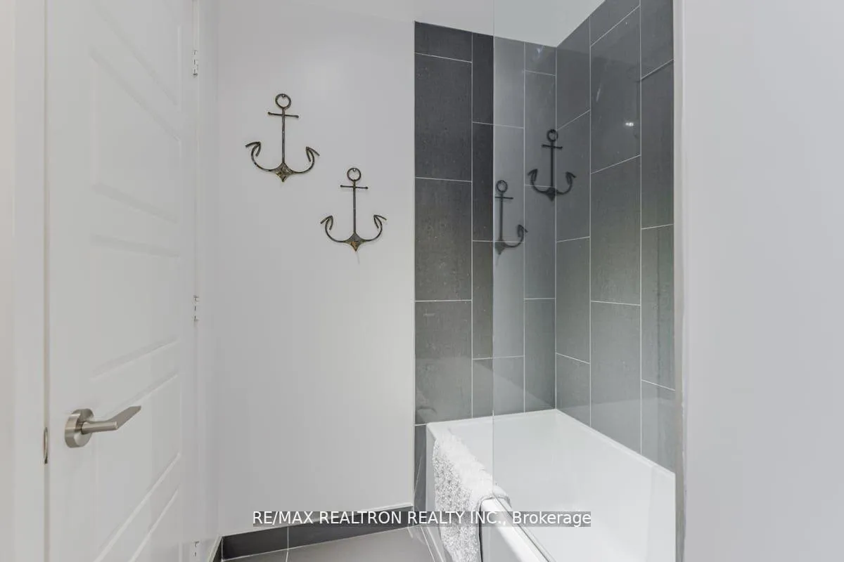 Photo 19 of Unit 34, 247 Broward Way, Innisfil, Rural Innisfil — HOMEH