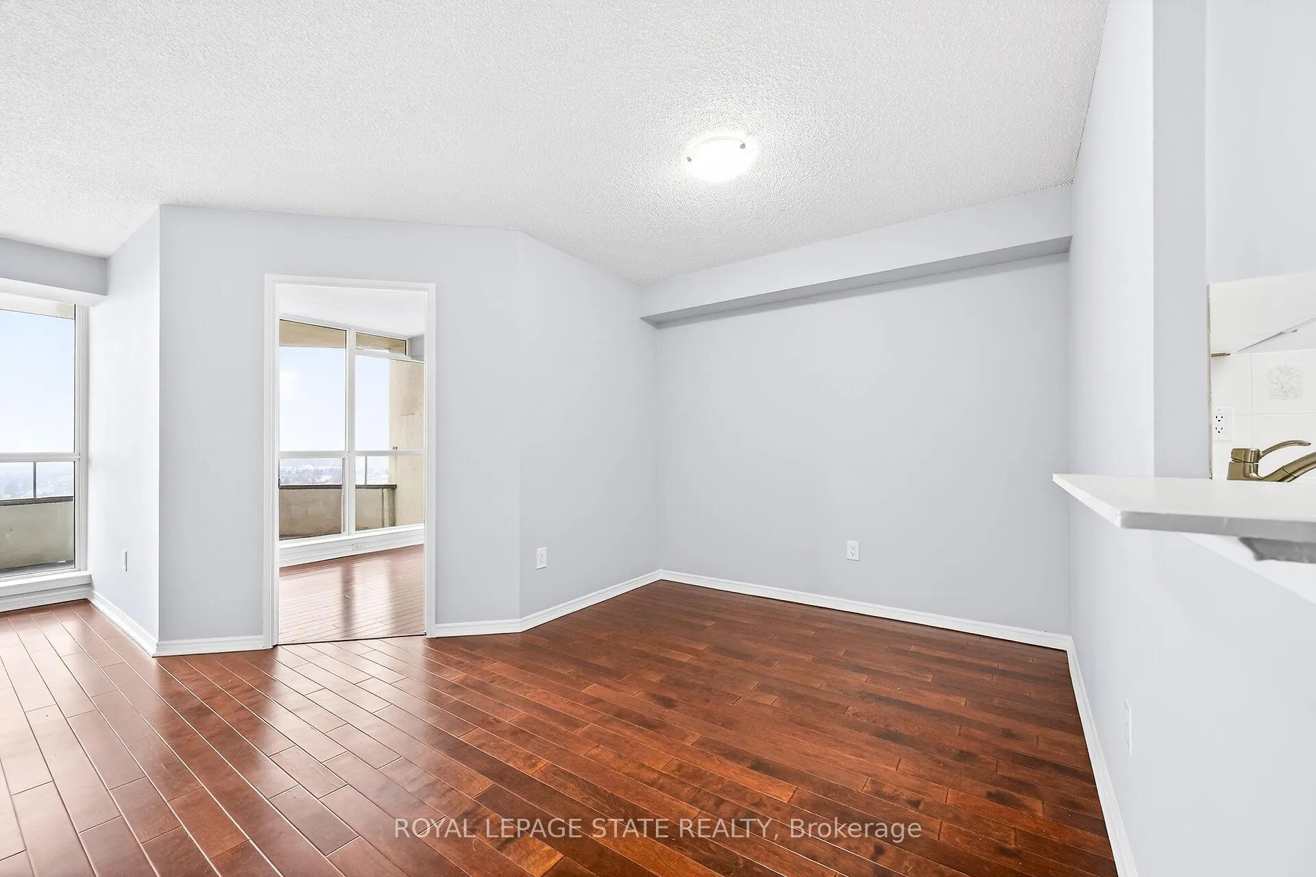Photo 8 of Unit 1918, 3 Greystone Walk Drive, Scarborough, Kennedy Park — HOMEH
