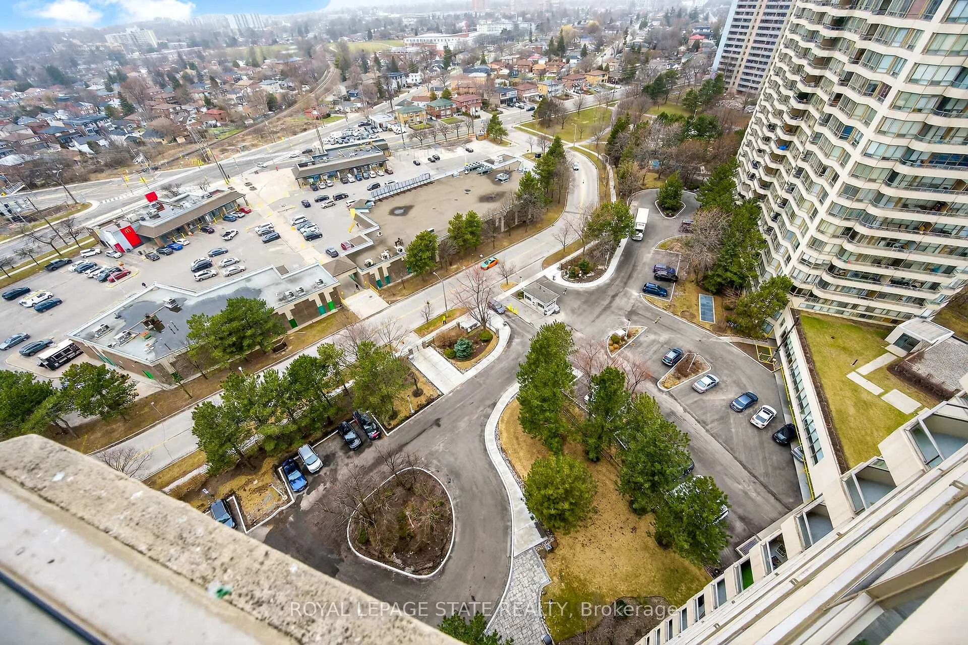 Photo 15 of Unit 1918, 3 Greystone Walk Drive, Scarborough, Kennedy Park — HOMEH