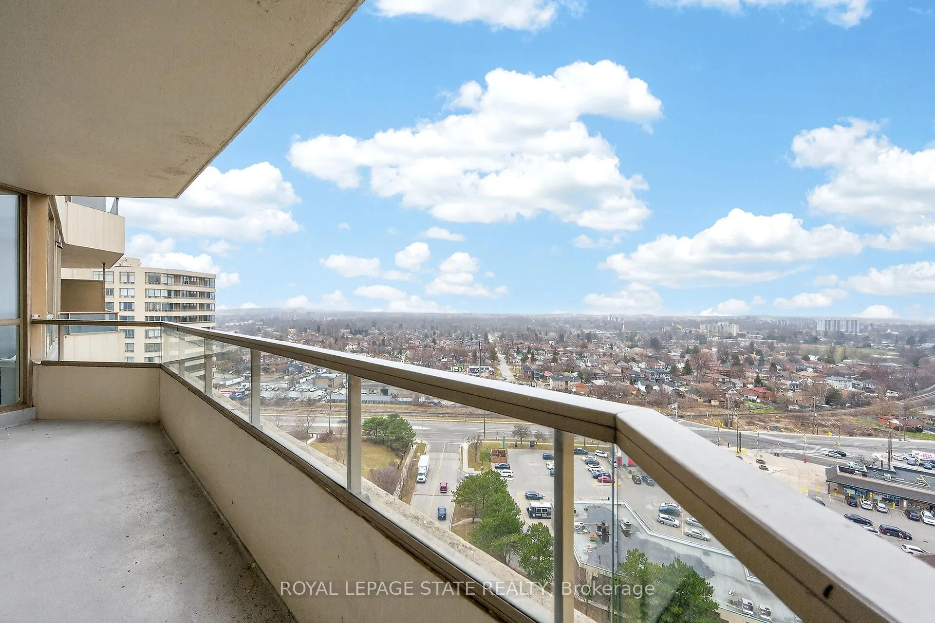 Photo 16 of Unit 1918, 3 Greystone Walk Drive, Scarborough, Kennedy Park — HOMEH