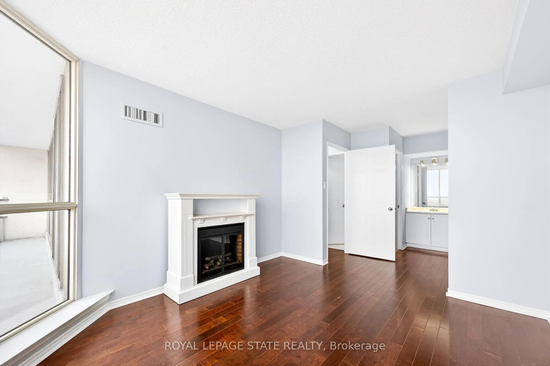 Photo 21 of Unit 1918, 3 Greystone Walk Drive, Scarborough, Kennedy Park — HOMEH