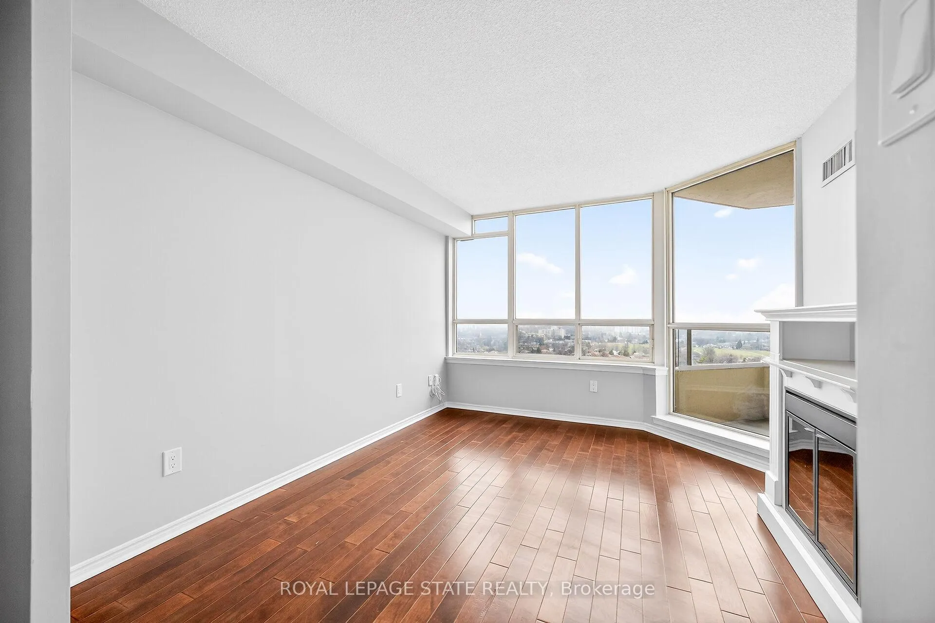 Photo 22 of Unit 1918, 3 Greystone Walk Drive, Scarborough, Kennedy Park — HOMEH