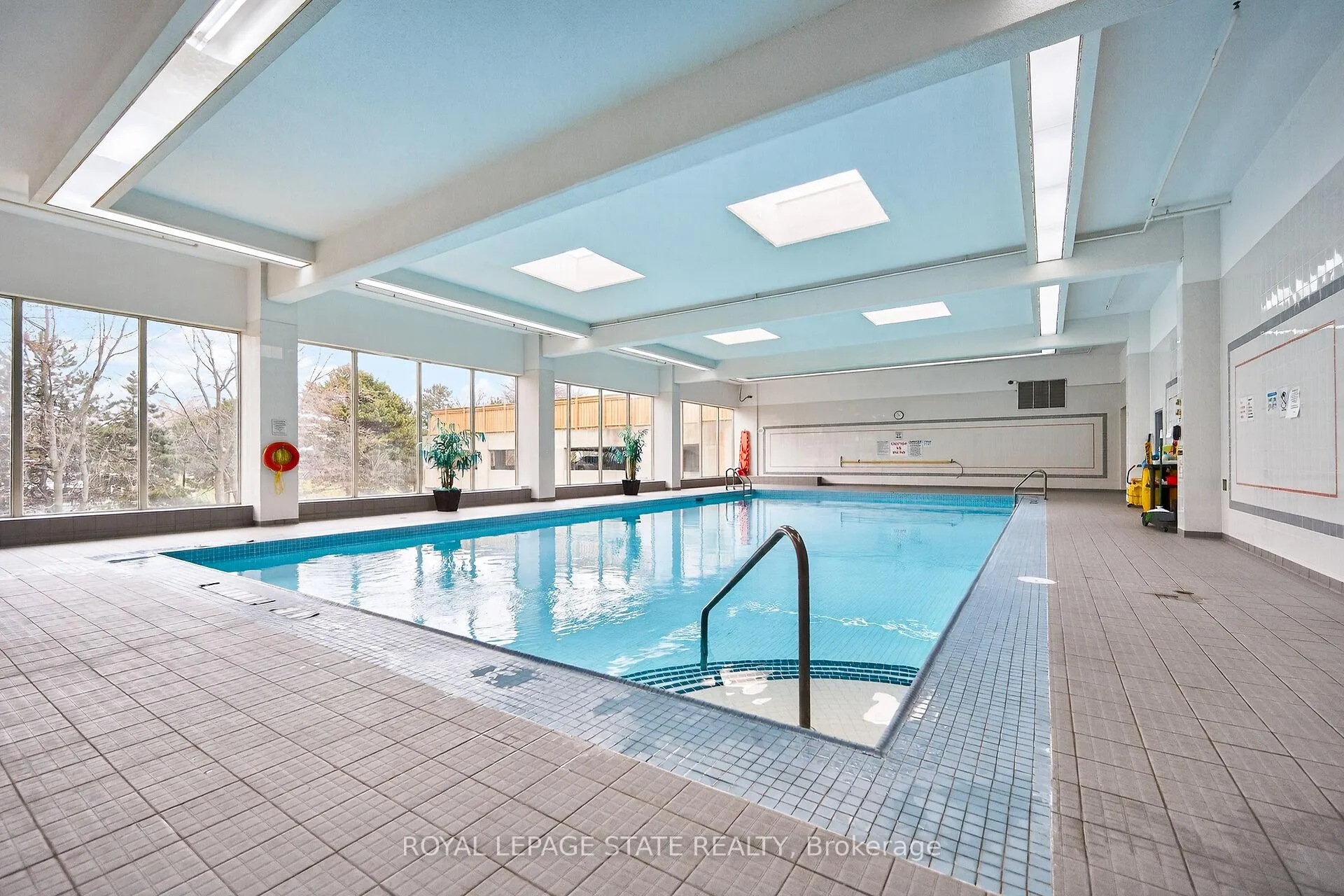 Photo 40 of Unit 1918, 3 Greystone Walk Drive, Scarborough, Kennedy Park — HOMEH