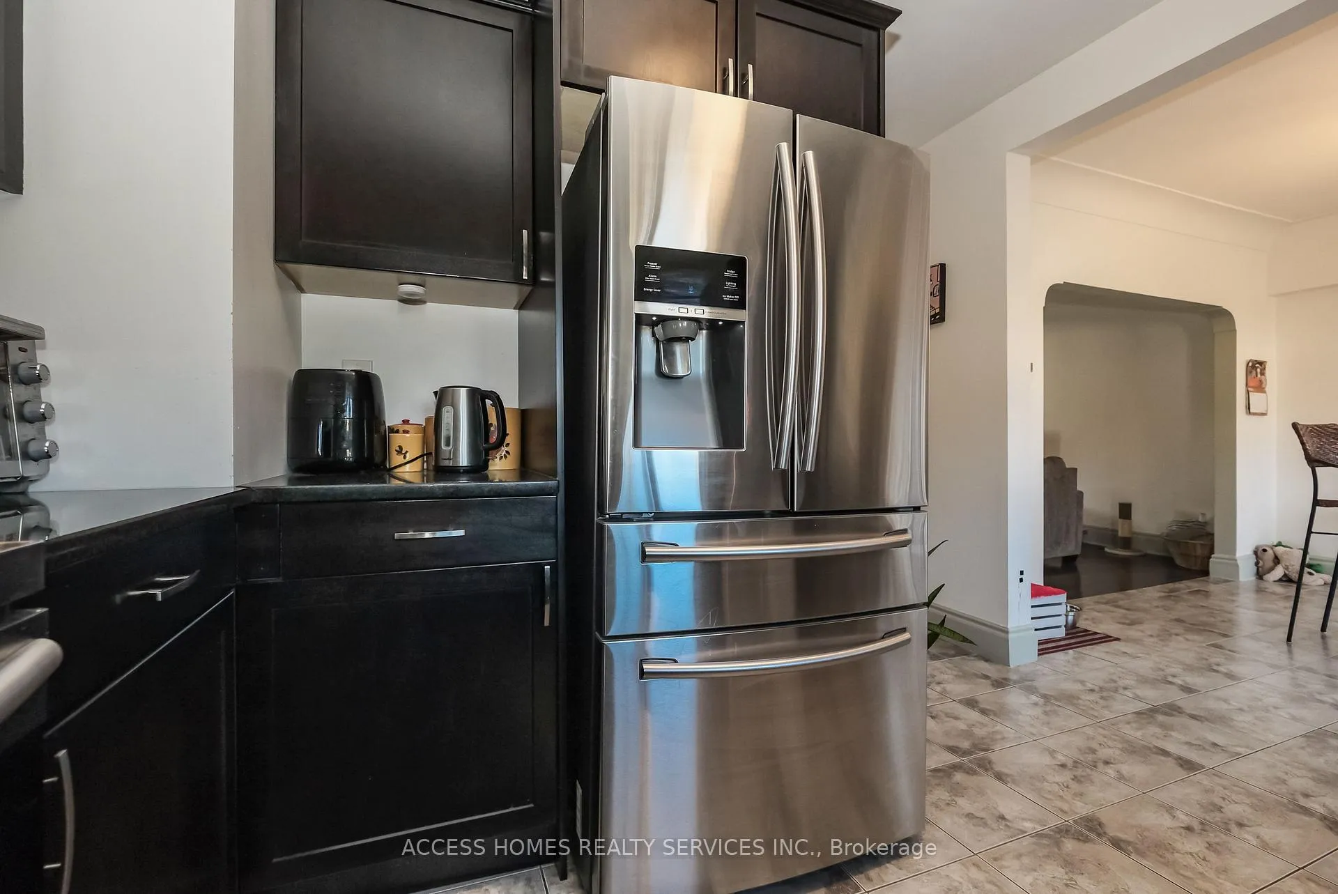 Photo 12 of 1363 Windermere Road, Windsor — HOMEH