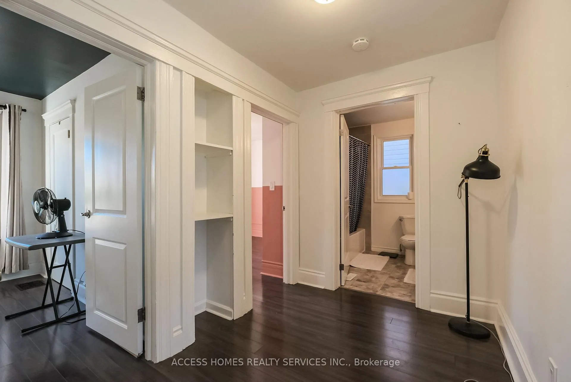 Photo 15 of 1363 Windermere Road, Windsor — HOMEH
