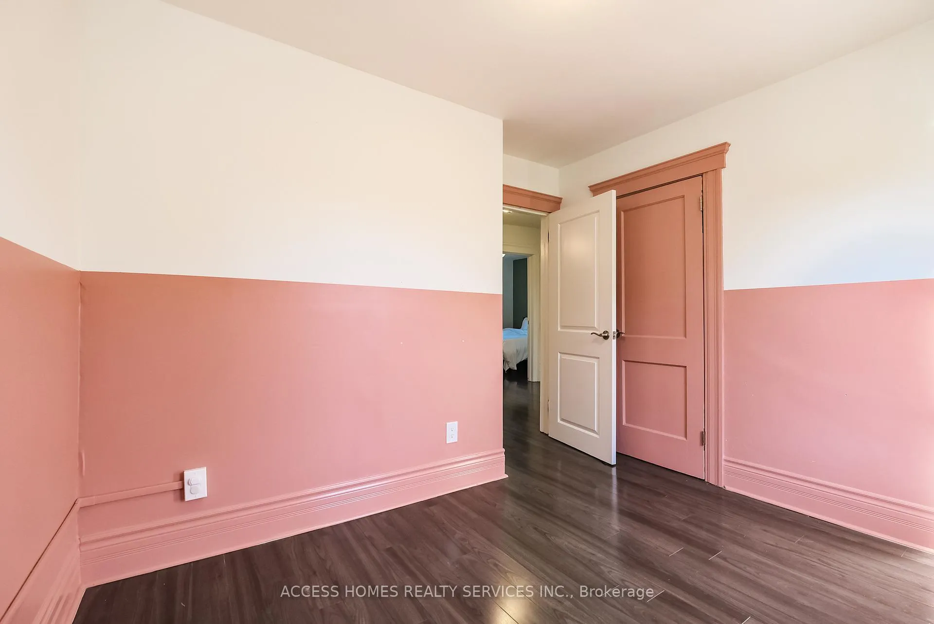 Photo 26 of 1363 Windermere Road, Windsor — HOMEH