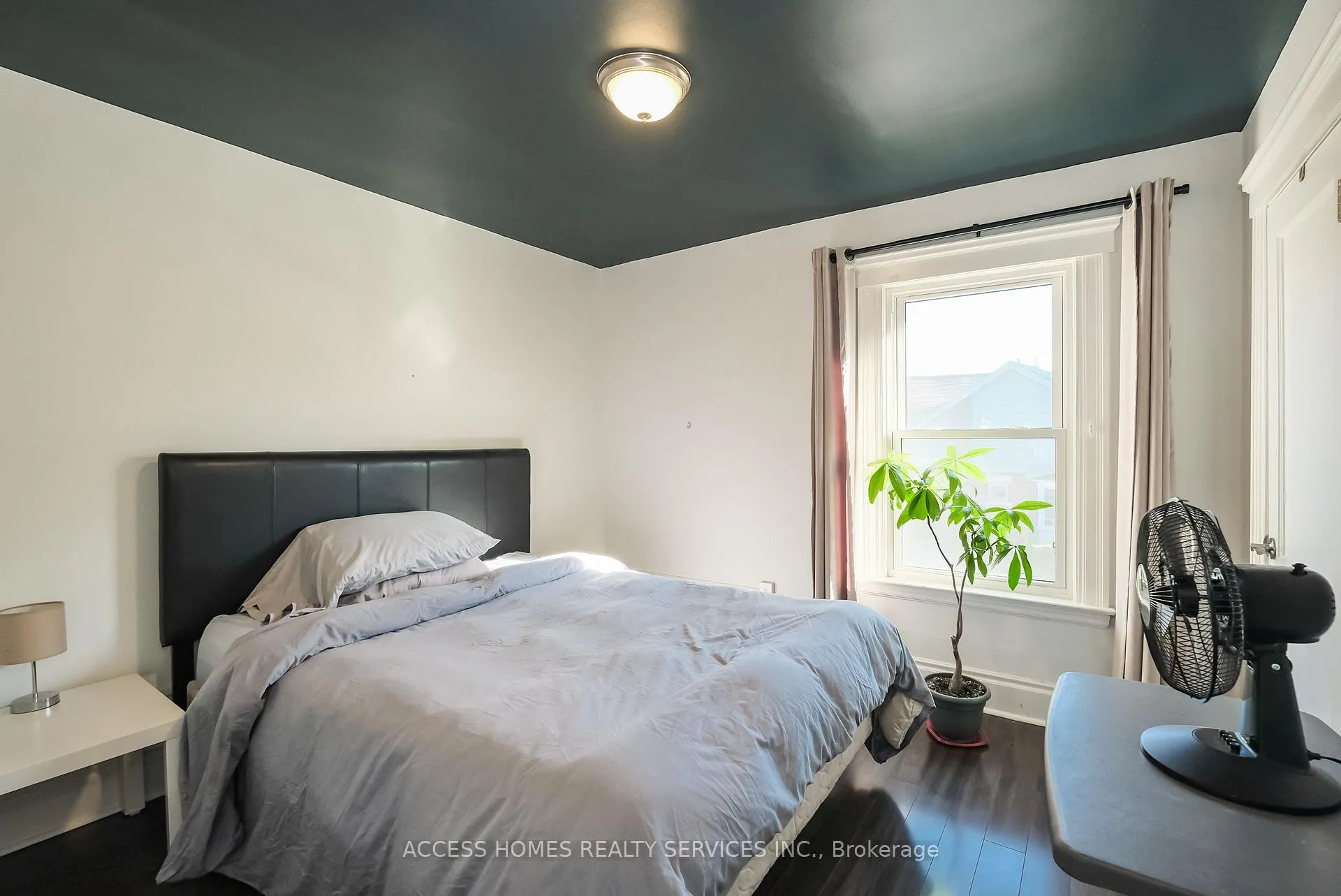 Photo 27 of 1363 Windermere Road, Windsor — HOMEH