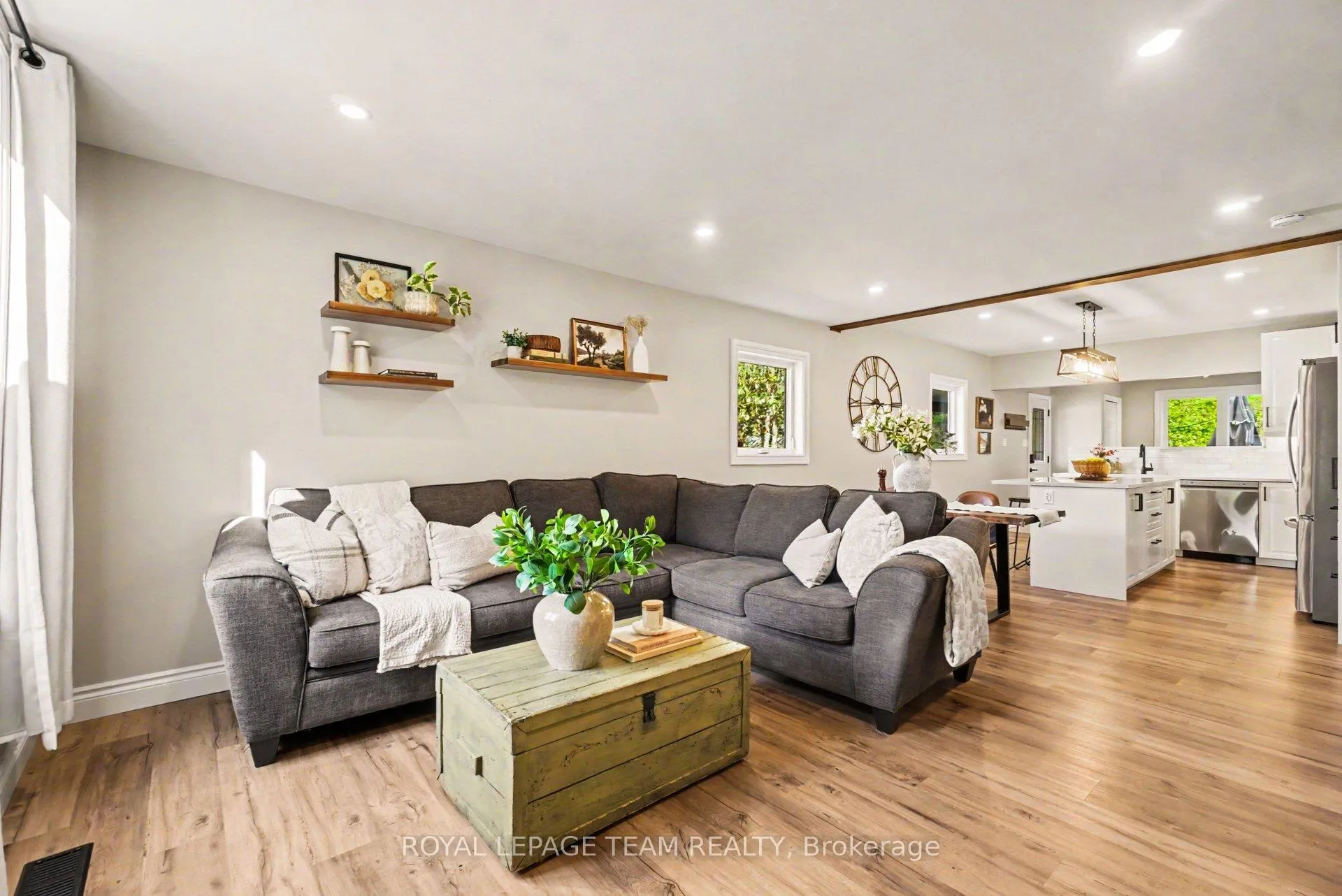 Photo 6 of 102 Strachan Street, Ottawa, Richmond — HOMEH