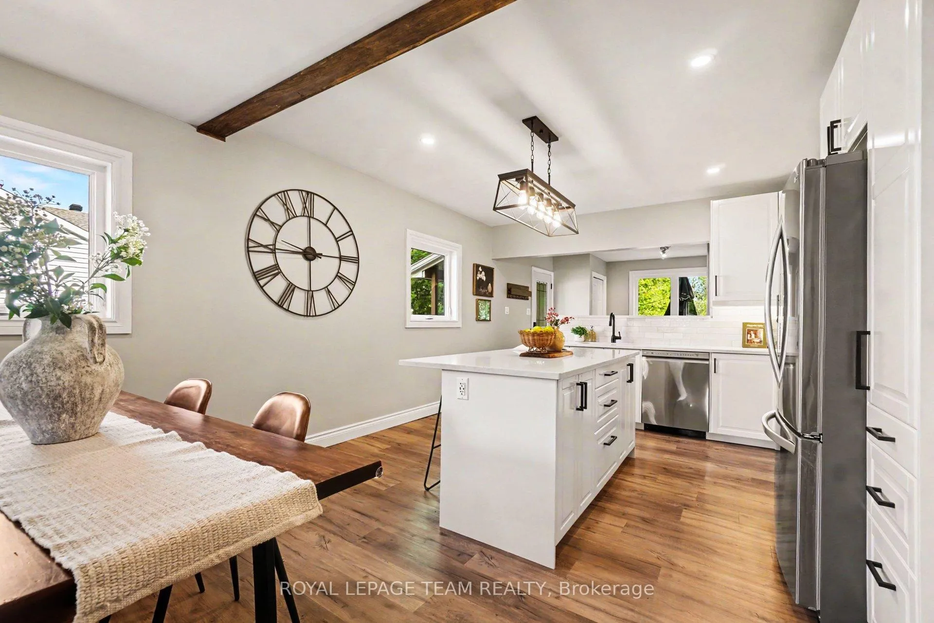 Photo 11 of 102 Strachan Street, Ottawa, Richmond — HOMEH