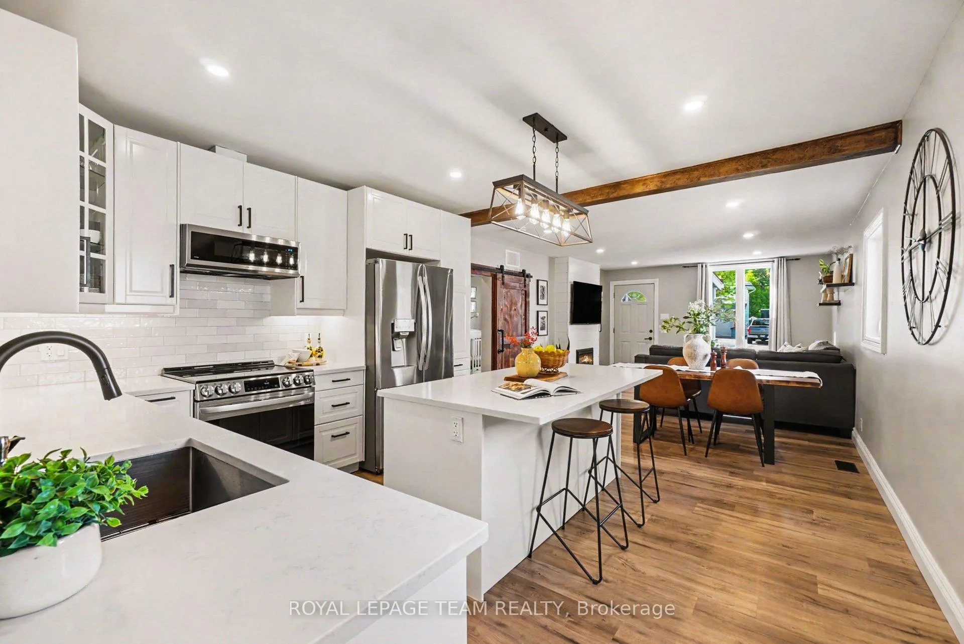 Photo 13 of 102 Strachan Street, Ottawa, Richmond — HOMEH