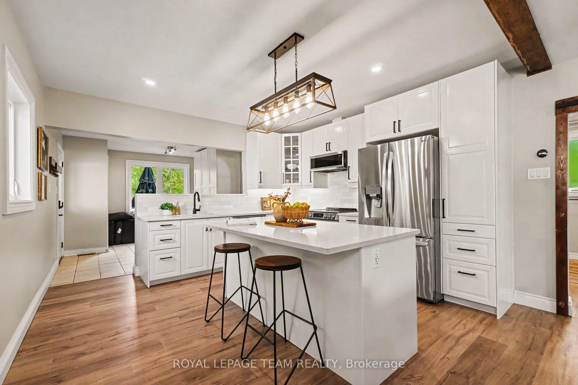 Photo 16 of 102 Strachan Street, Ottawa, Richmond — HOMEH