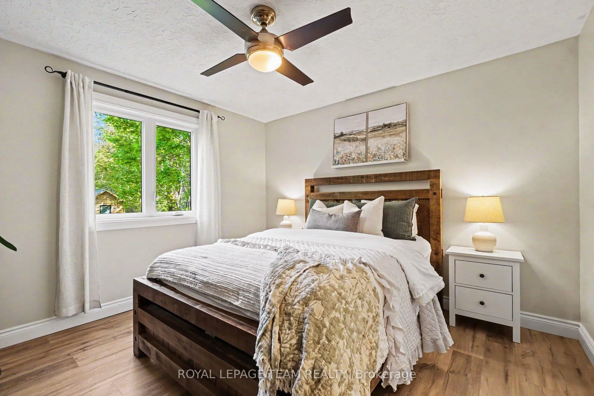 Photo 21 of 102 Strachan Street, Ottawa, Richmond — HOMEH