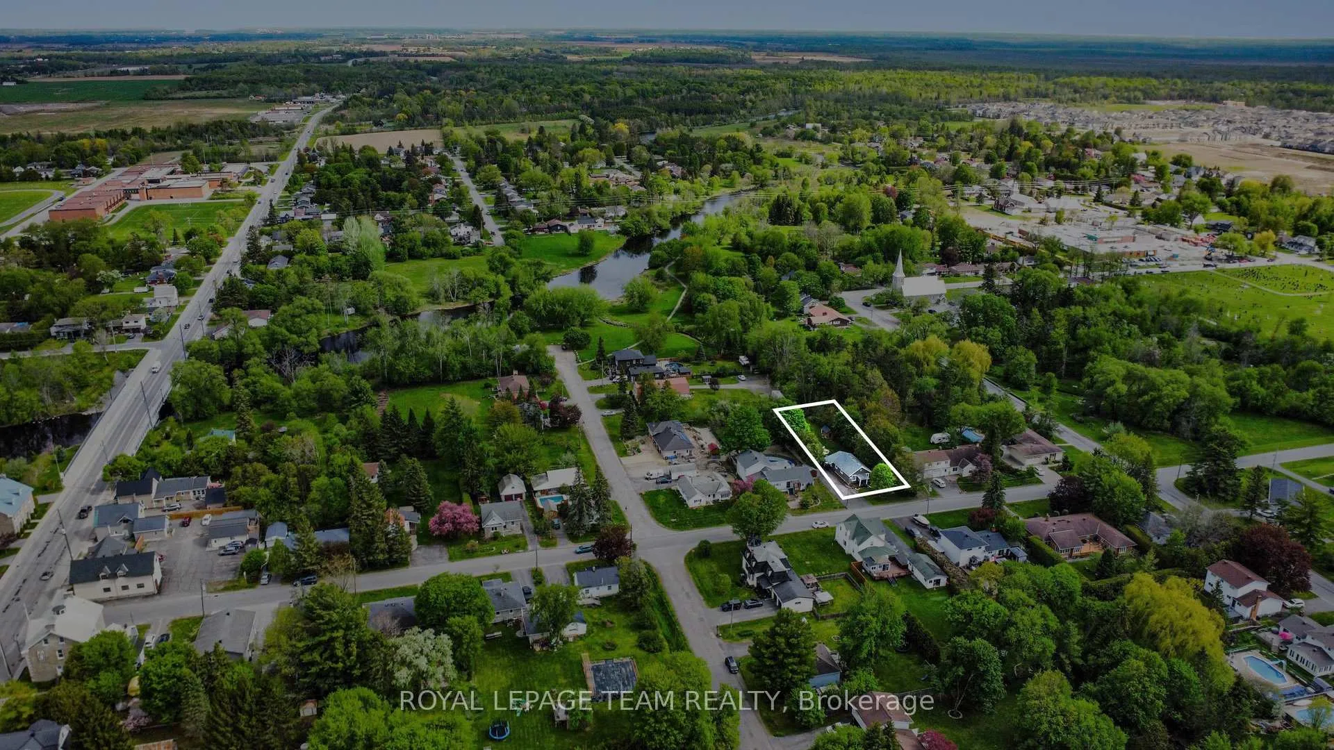 Photo 45 of 102 Strachan Street, Ottawa, Richmond — HOMEH