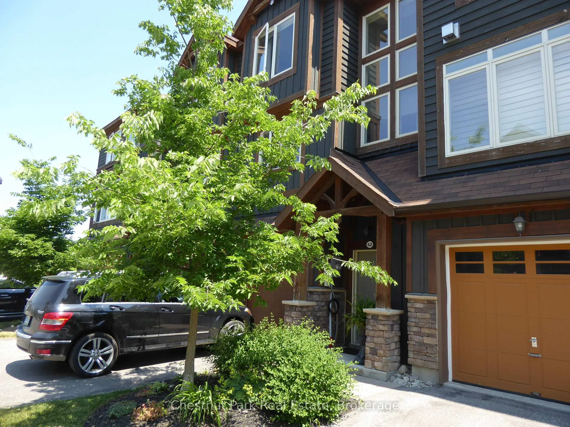Photo 3 of 62 Joseph Trail, Collingwood — HOMEH