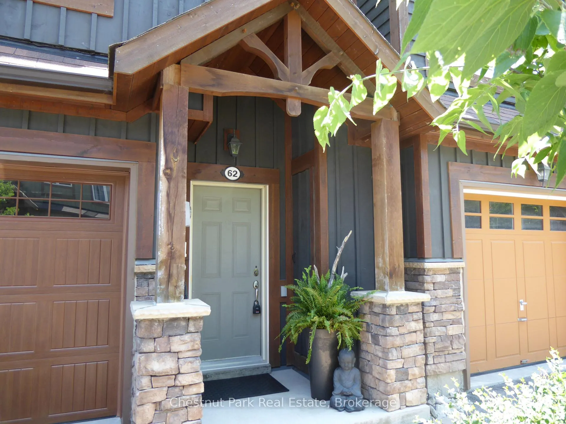Photo 4 of 62 Joseph Trail, Collingwood — HOMEH