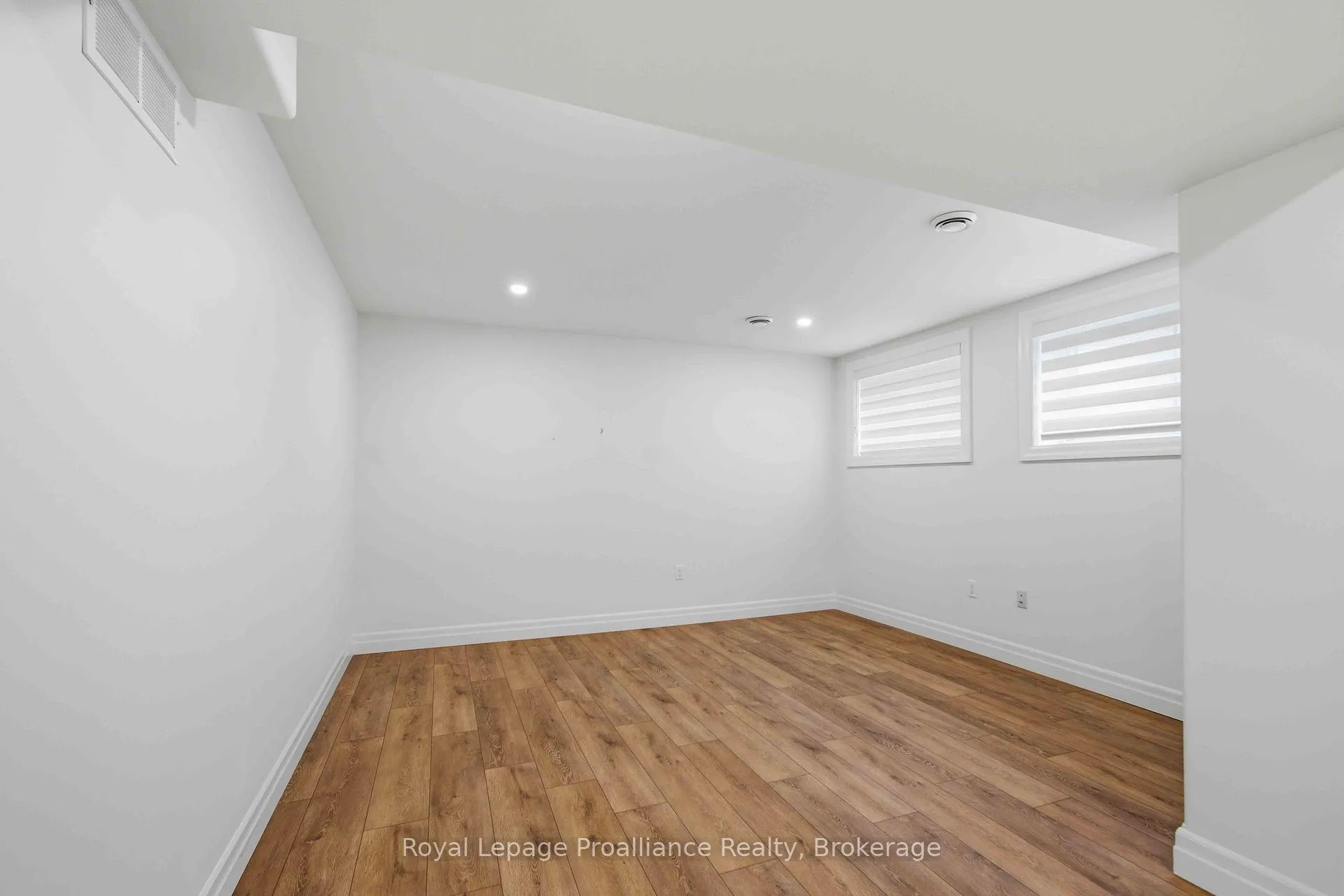 Photo 6 of 31B Schmidt Way, Quinte West, Murray Ward — HOMEH