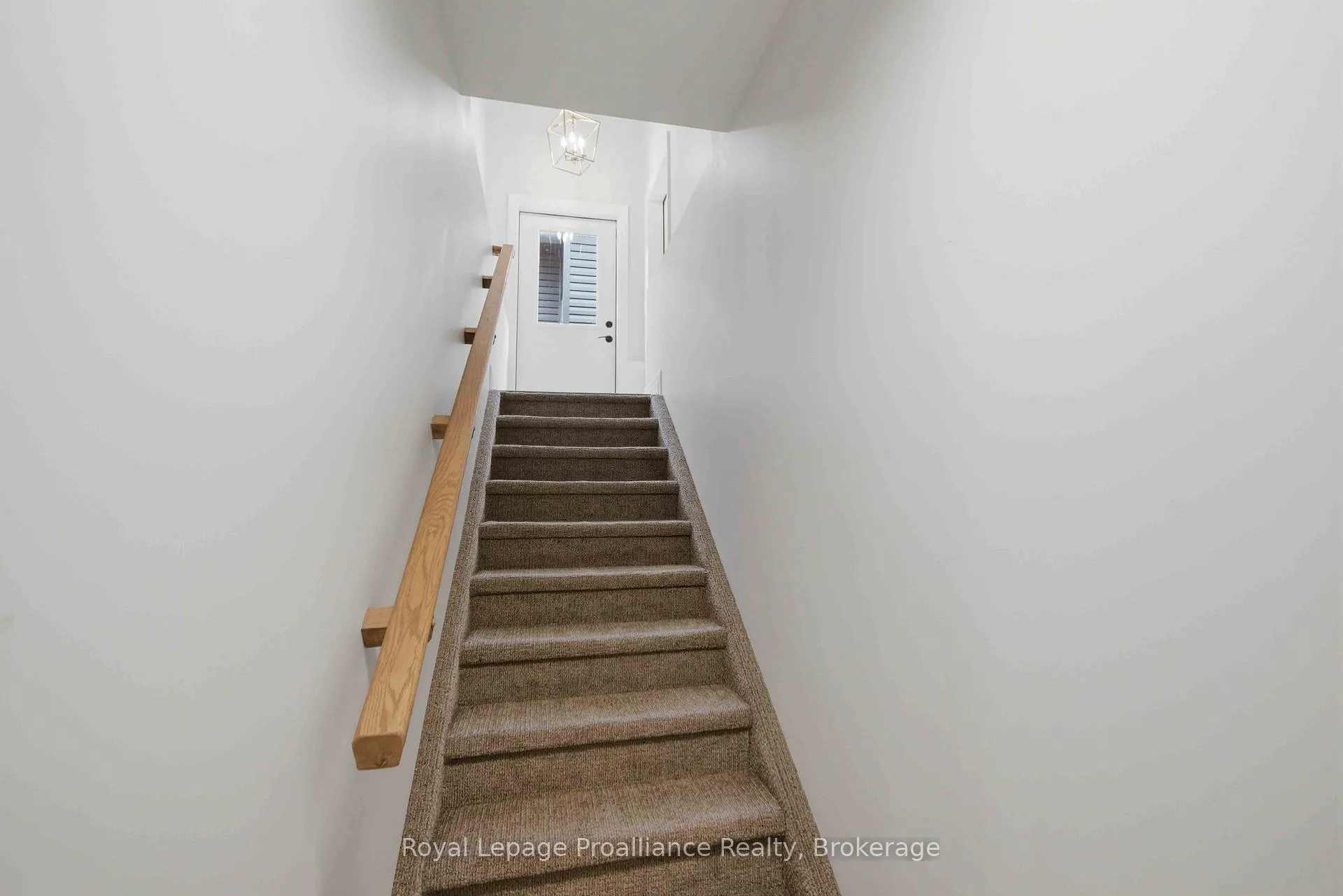 Photo 12 of 31B Schmidt Way, Quinte West, Murray Ward — HOMEH