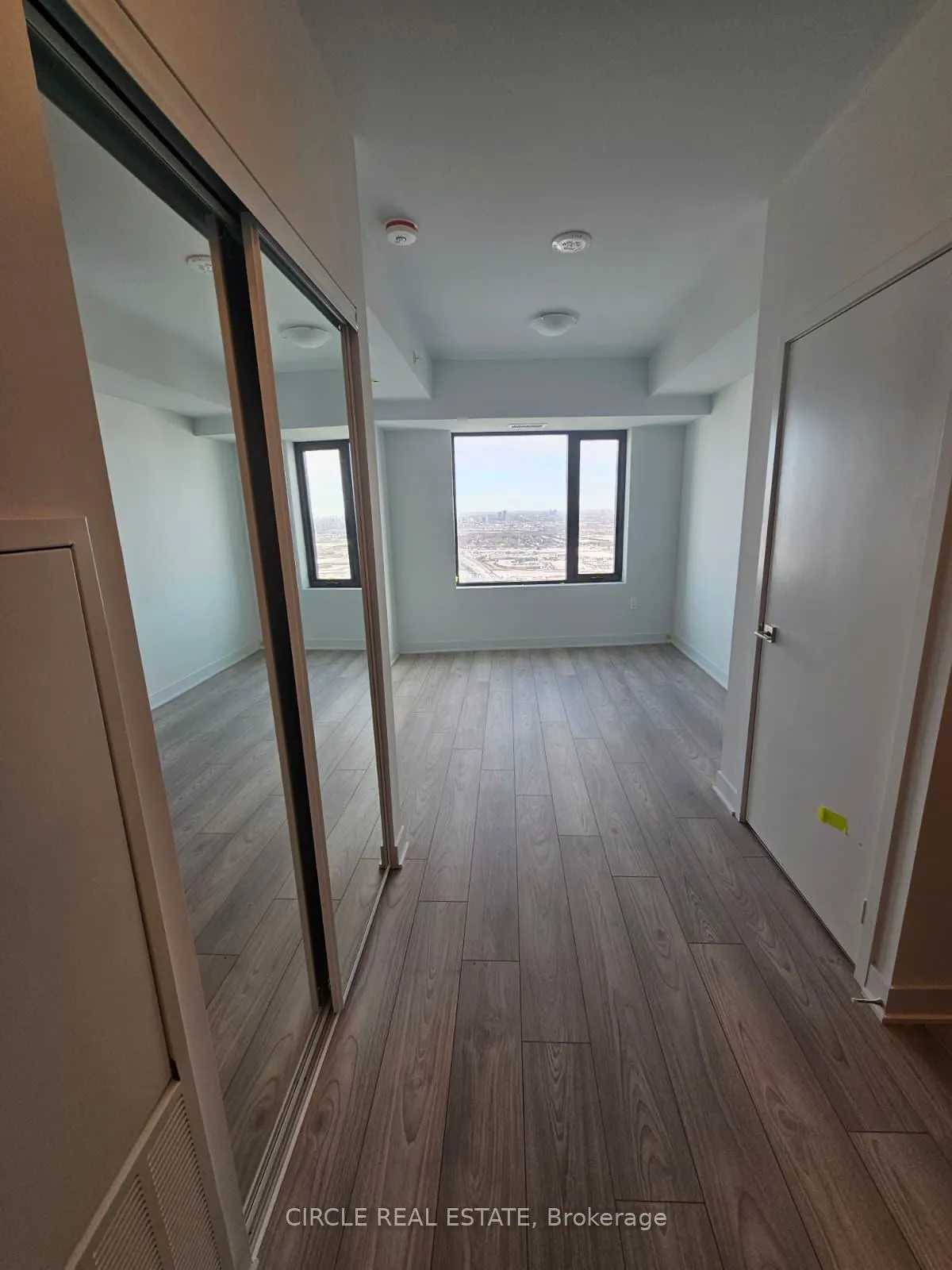Photo 4 of Unit 4708, 2920 Highway 7 Road, Vaughan, Concord — HOMEH