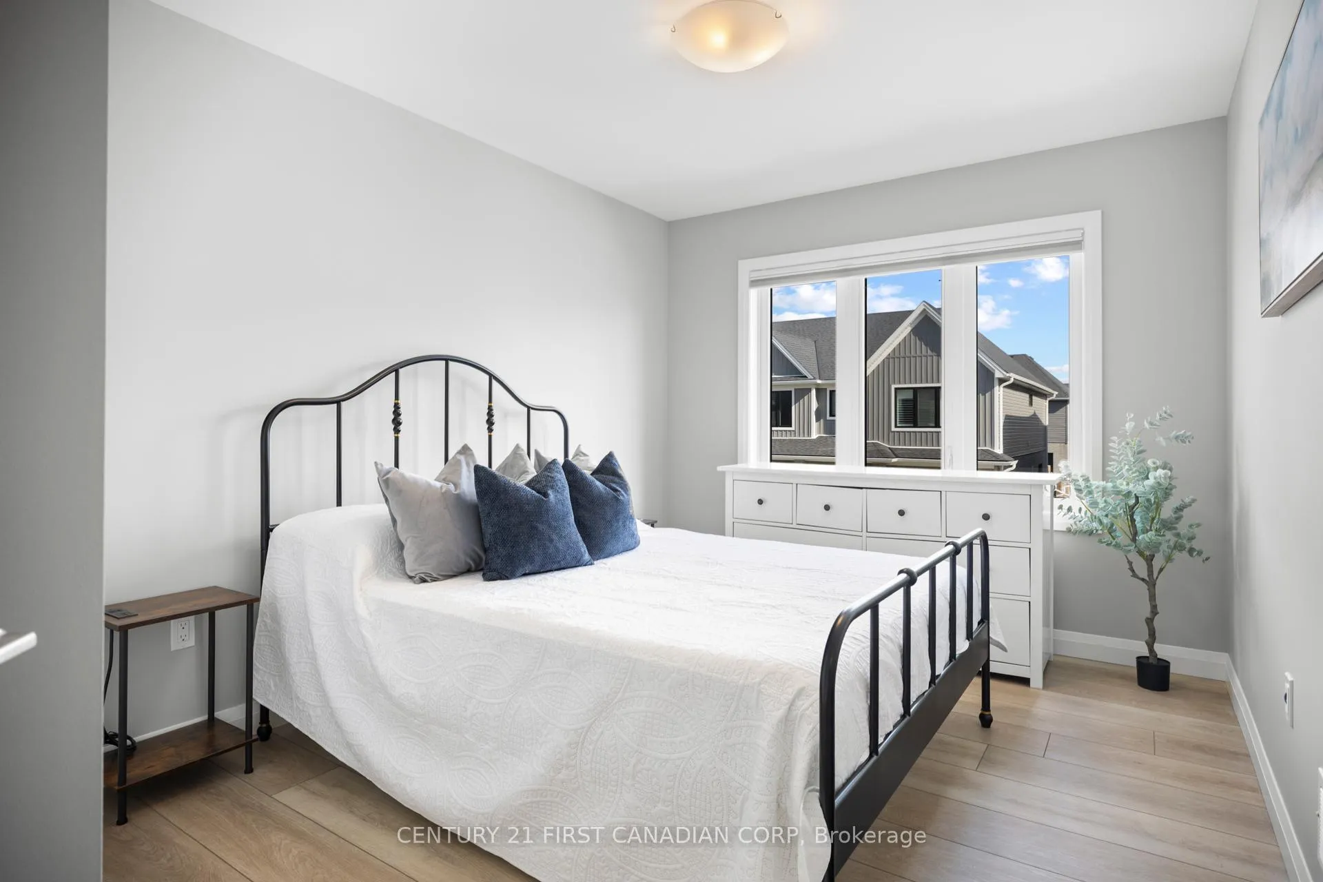 Photo 17 of Unit 47, 1 Miller Drive, Lucan Biddulph, Lucan — HOMEH