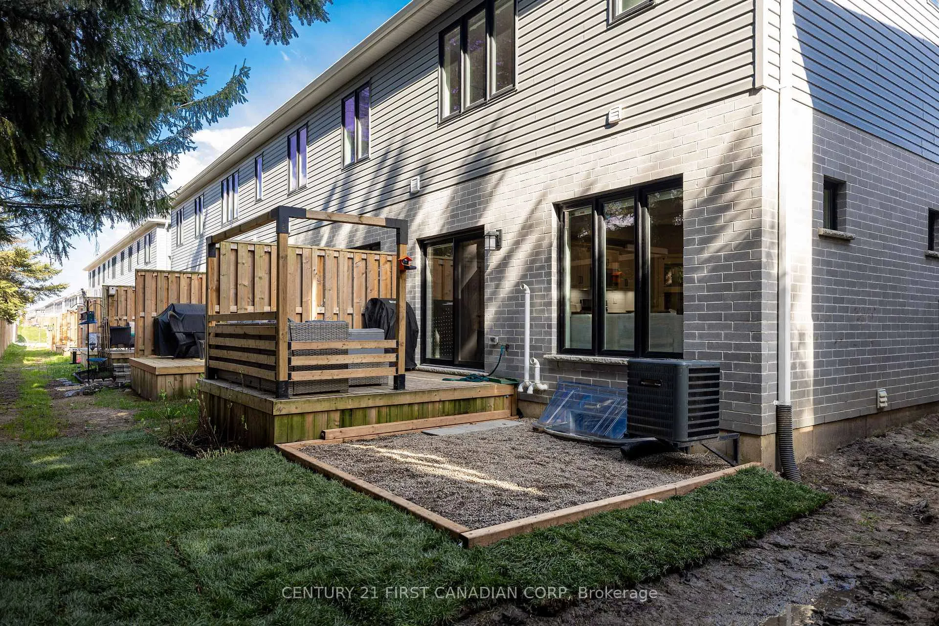 Photo 26 of Unit 47, 1 Miller Drive, Lucan Biddulph, Lucan — HOMEH