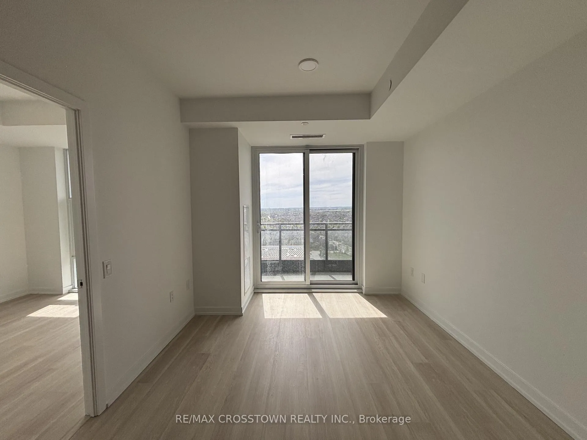 Photo 5 of Unit 2107, 9763 Markham Road, Markham, Greensborough — HOMEH