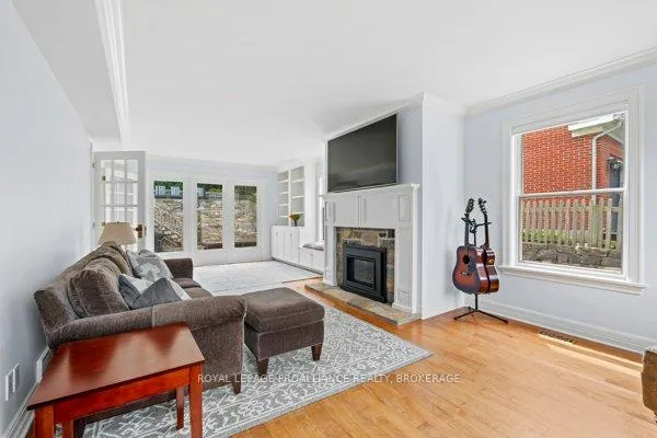 Photo 7 of 254 Main Street, Kingston, Kingston East (Incl Barret Crt) — HOMEH