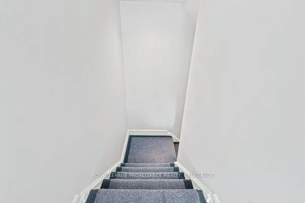 Photo 31 of 254 Main Street, Kingston, Kingston East (Incl Barret Crt) — HOMEH