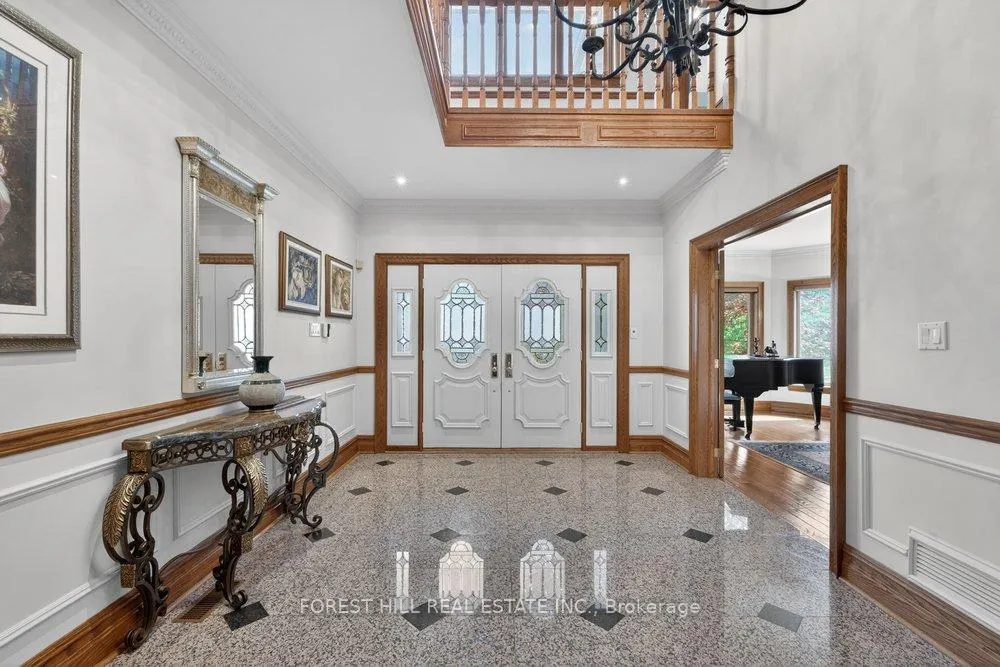 Photo 9 of 162 Codsell Avenue, North York, Bathurst Manor — HOMEH