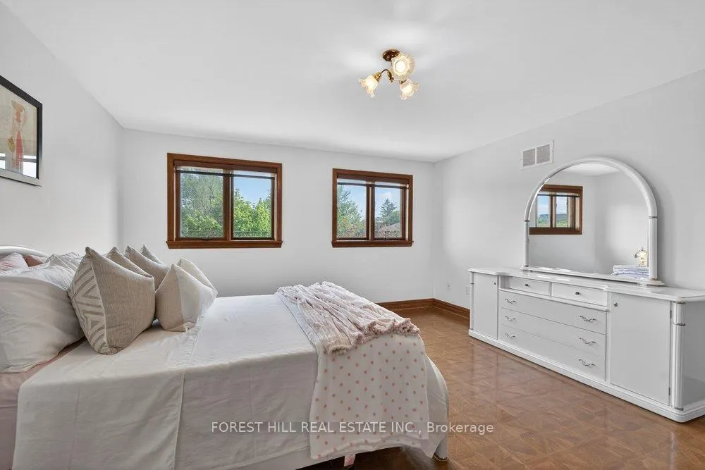 Photo 38 of 162 Codsell Avenue, North York, Bathurst Manor — HOMEH