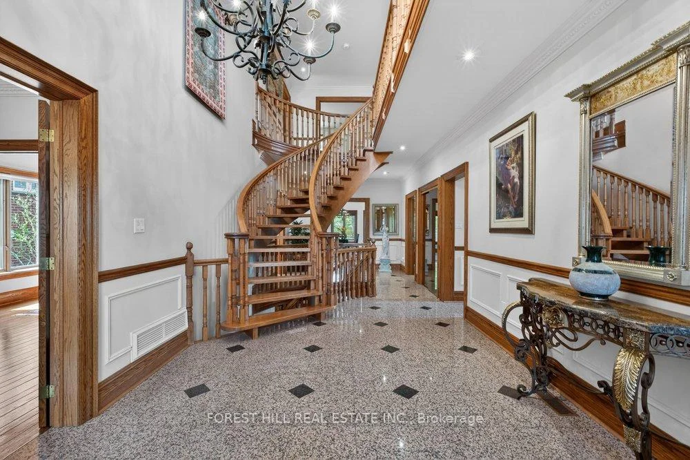Photo 8 of 162 Codsell Avenue, North York, Bathurst Manor — HOMEH
