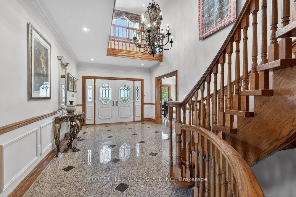 Photo 11 of 162 Codsell Avenue, North York, Bathurst Manor — HOMEH