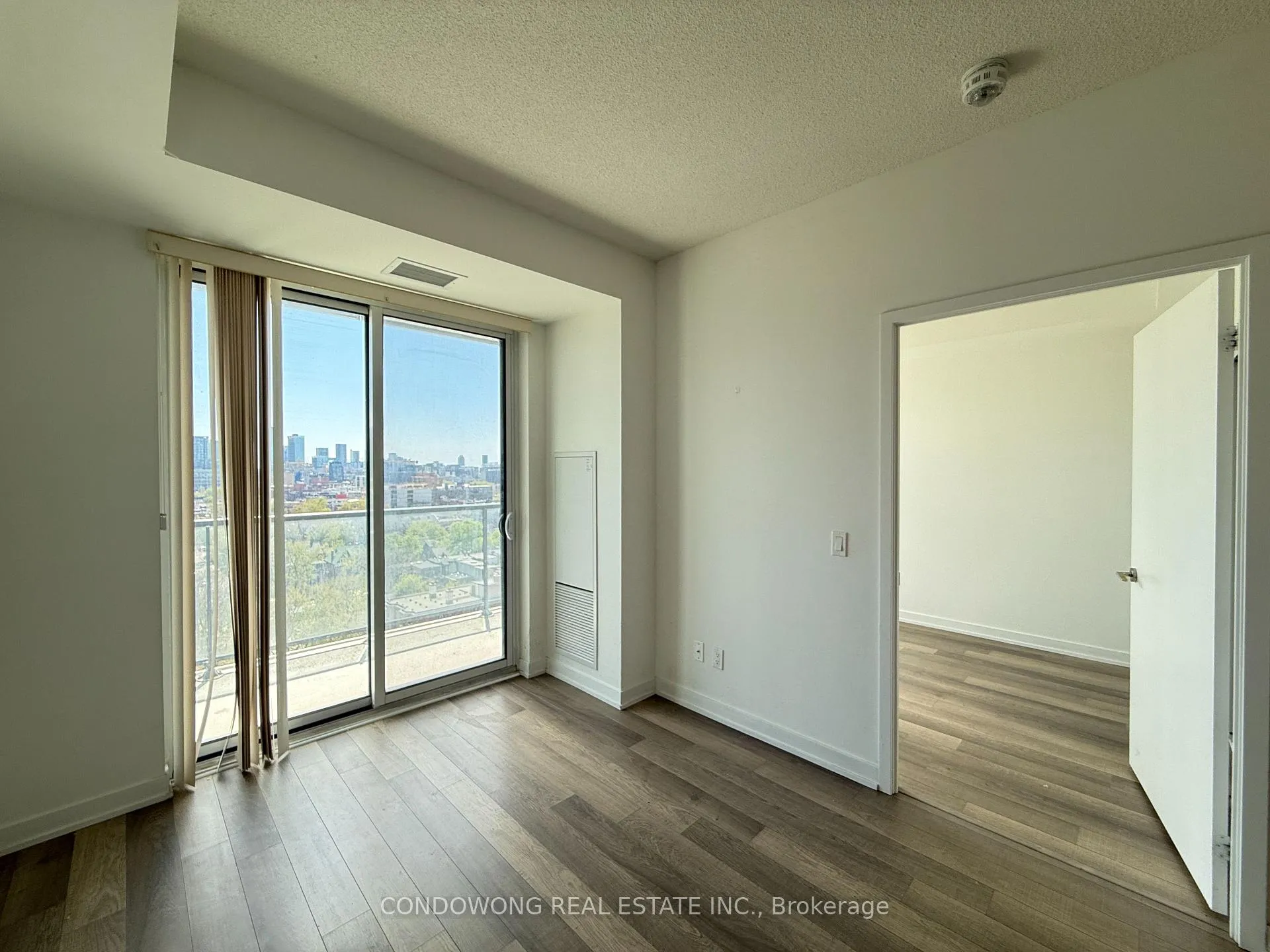 Photo 3 of Unit 1202, 181 Huron Street, Toronto, Kensington-Chinatown — HOMEH