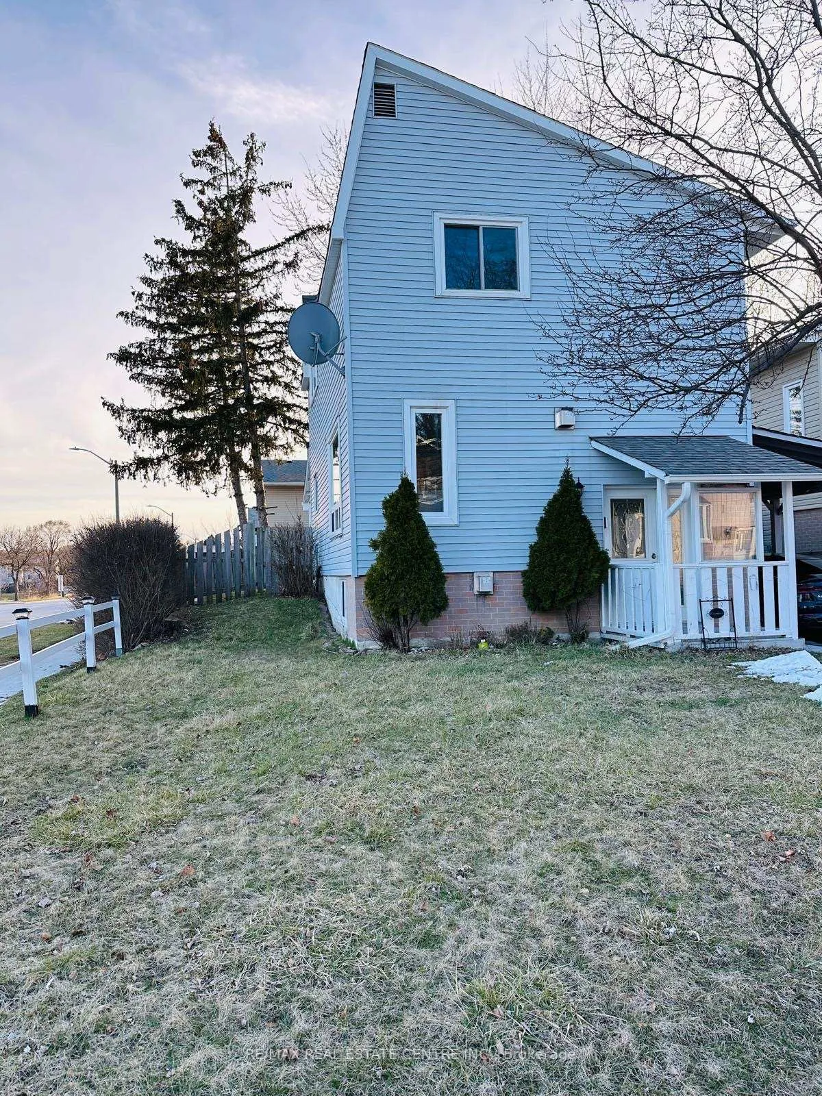 Photo 3 of 1 Havenbrook Court, Brampton, Central Park — HOMEH