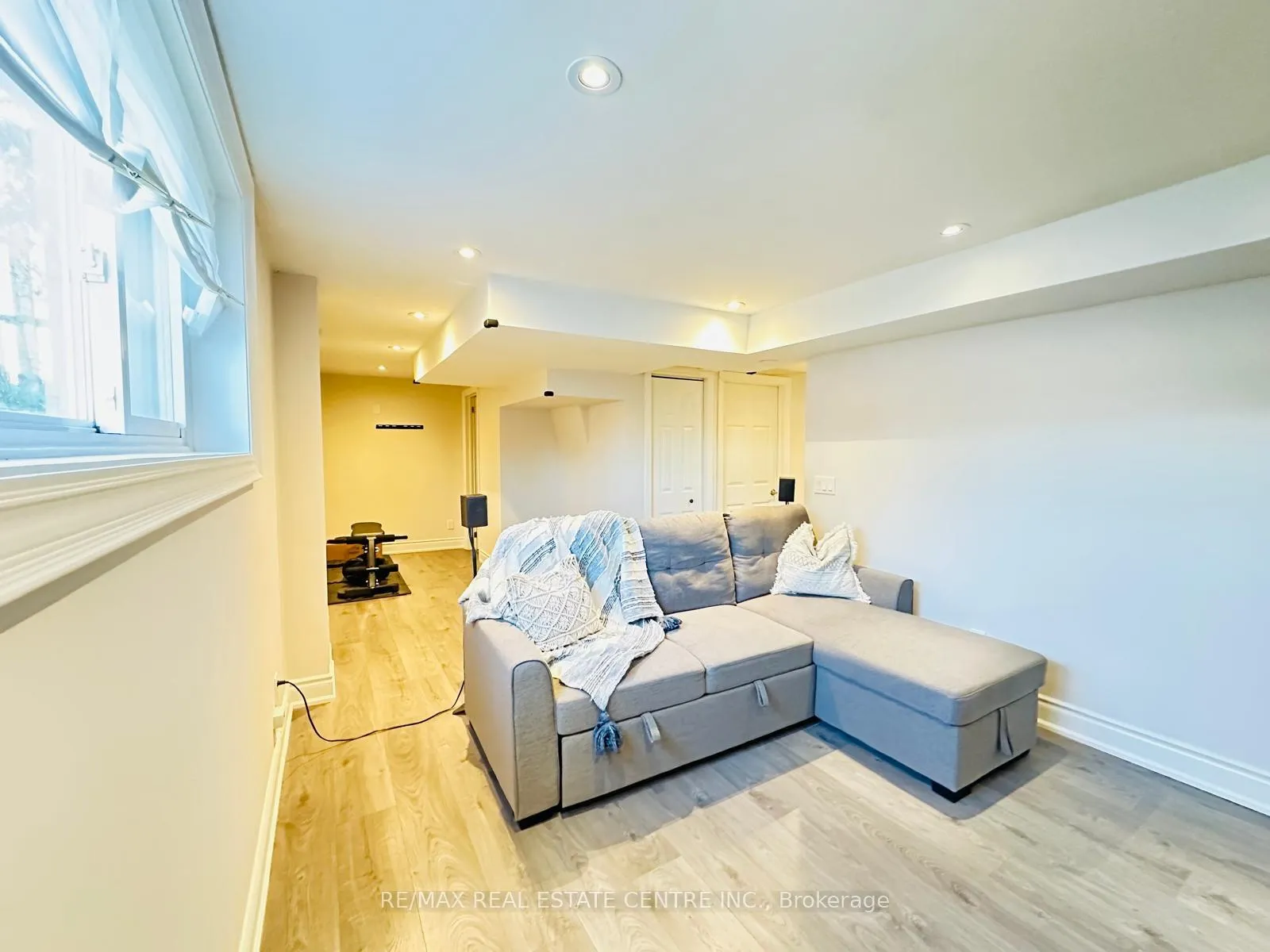 Photo 6 of 1 Havenbrook Court, Brampton, Central Park — HOMEH