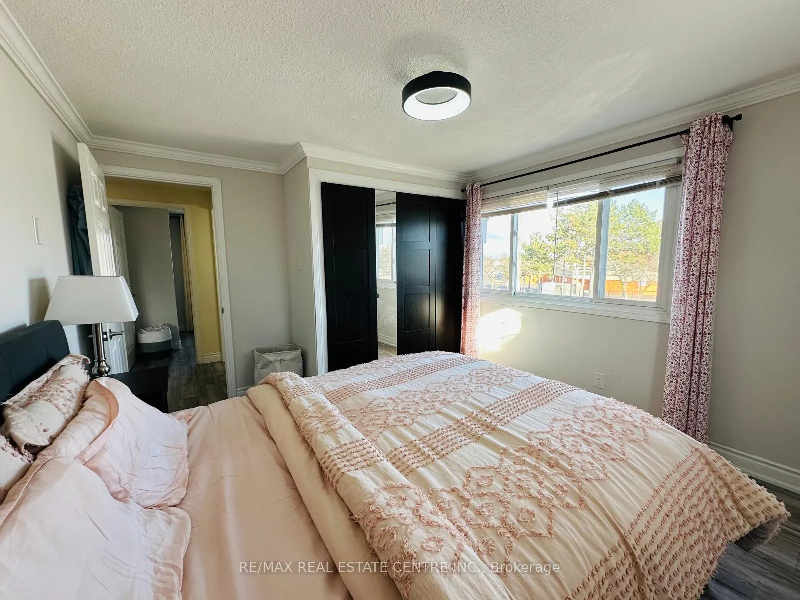 Photo 19 of 1 Havenbrook Court, Brampton, Central Park — HOMEH