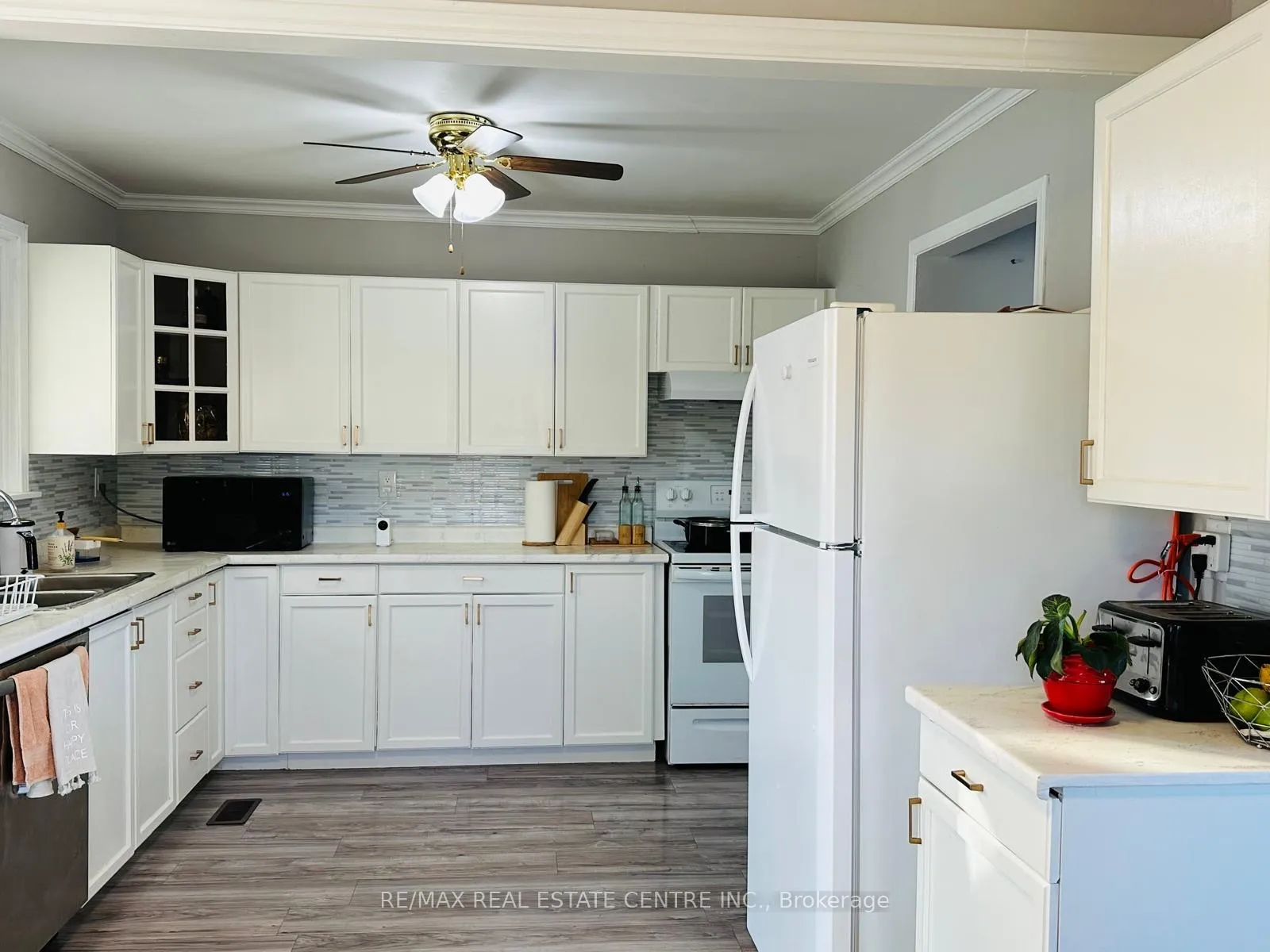 Photo 24 of 1 Havenbrook Court, Brampton, Central Park — HOMEH