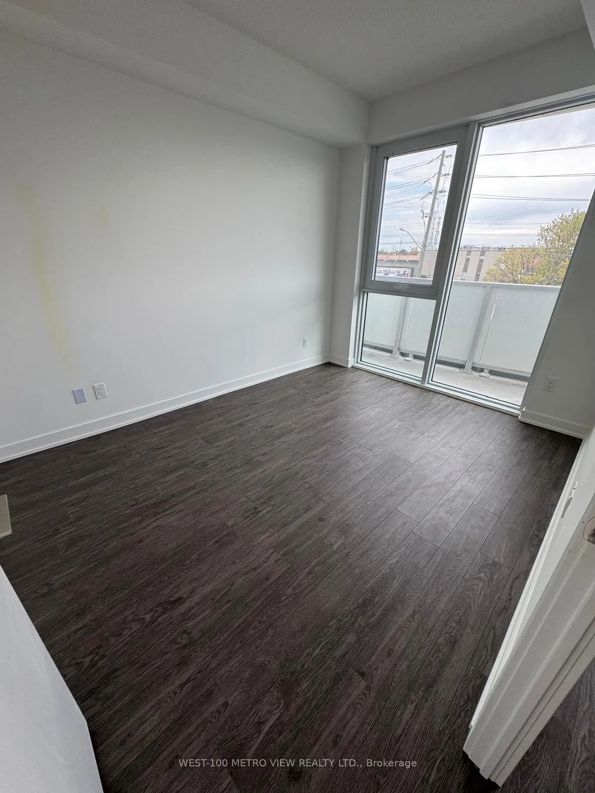 Photo 6 of Unit 204, 1010 Sandy Beach Road, Pickering, Bay Ridges — HOMEH