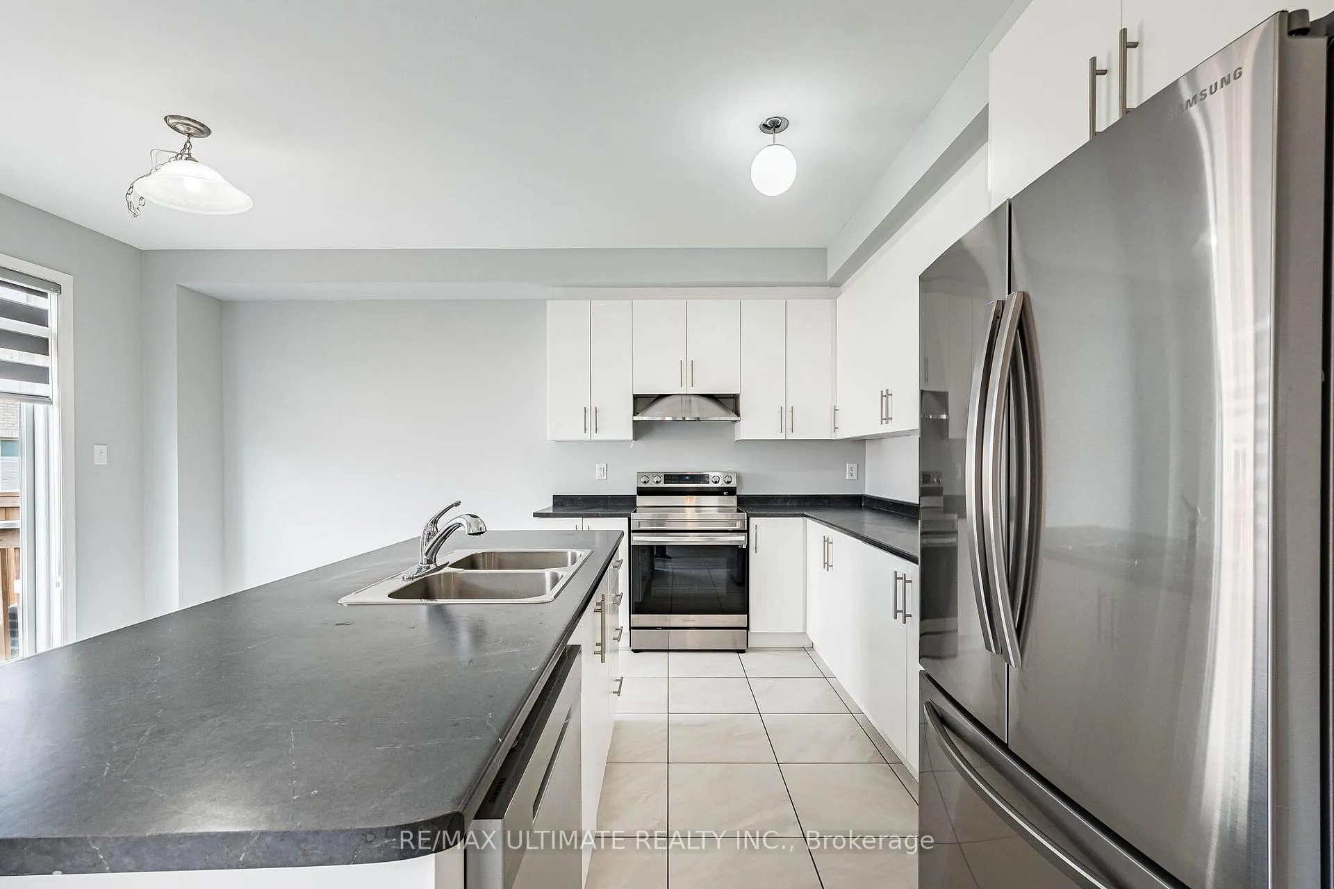 Photo 15 of 71 Tracey Lane, Collingwood — HOMEH