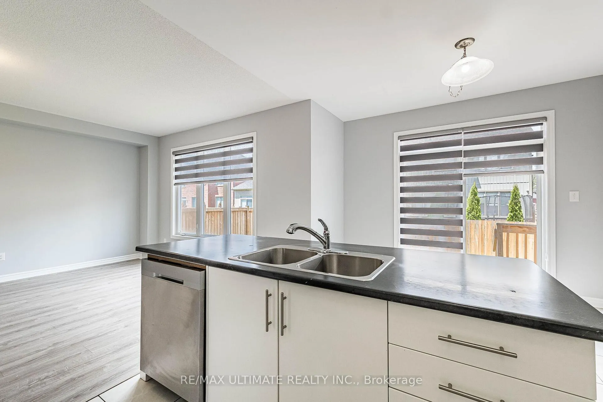 Photo 19 of 71 Tracey Lane, Collingwood — HOMEH