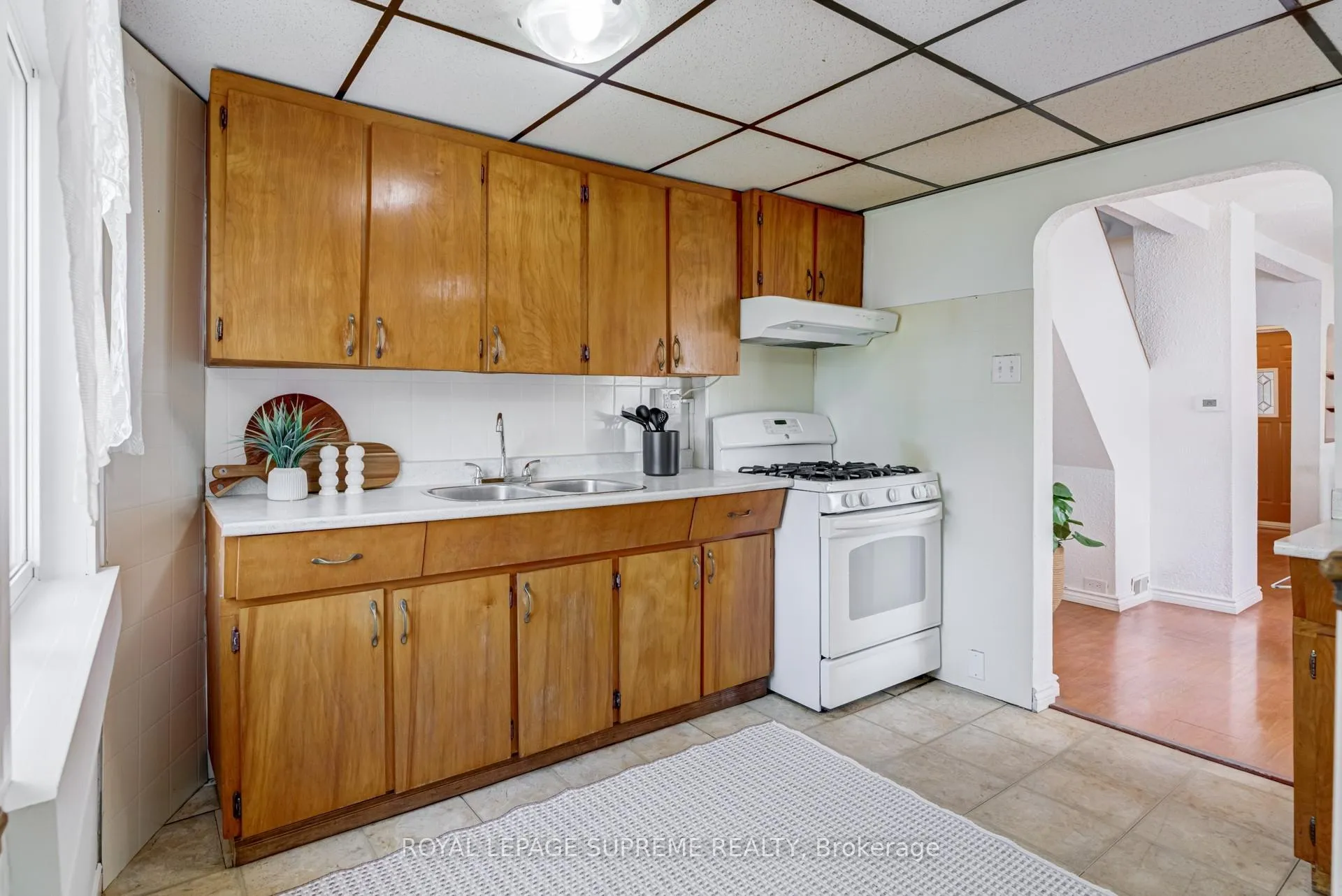 Photo 16 of 344 Winona Drive, Toronto, Oakwood Village — HOMEH