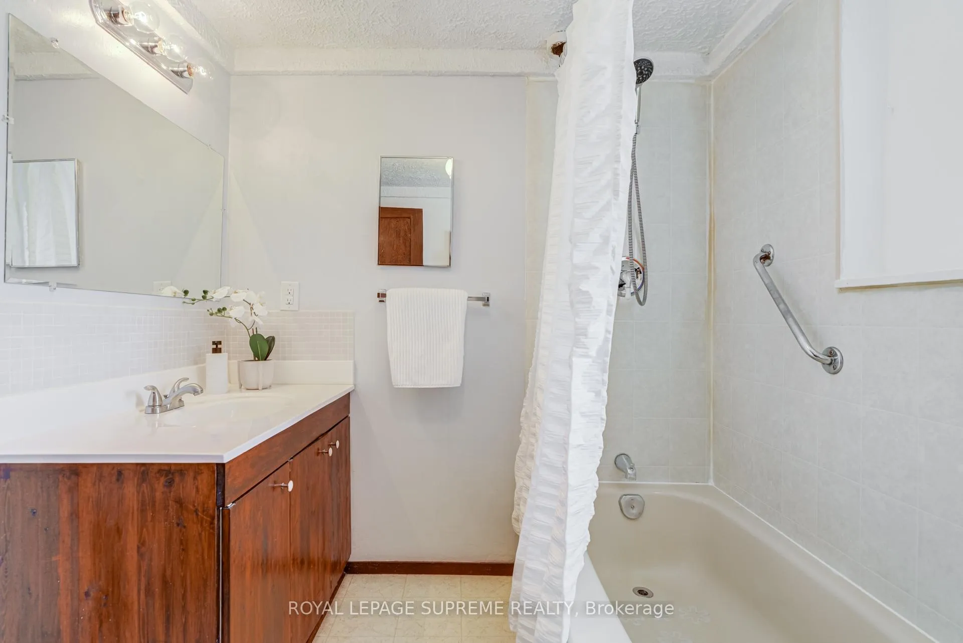 Photo 31 of 344 Winona Drive, Toronto, Oakwood Village — HOMEH