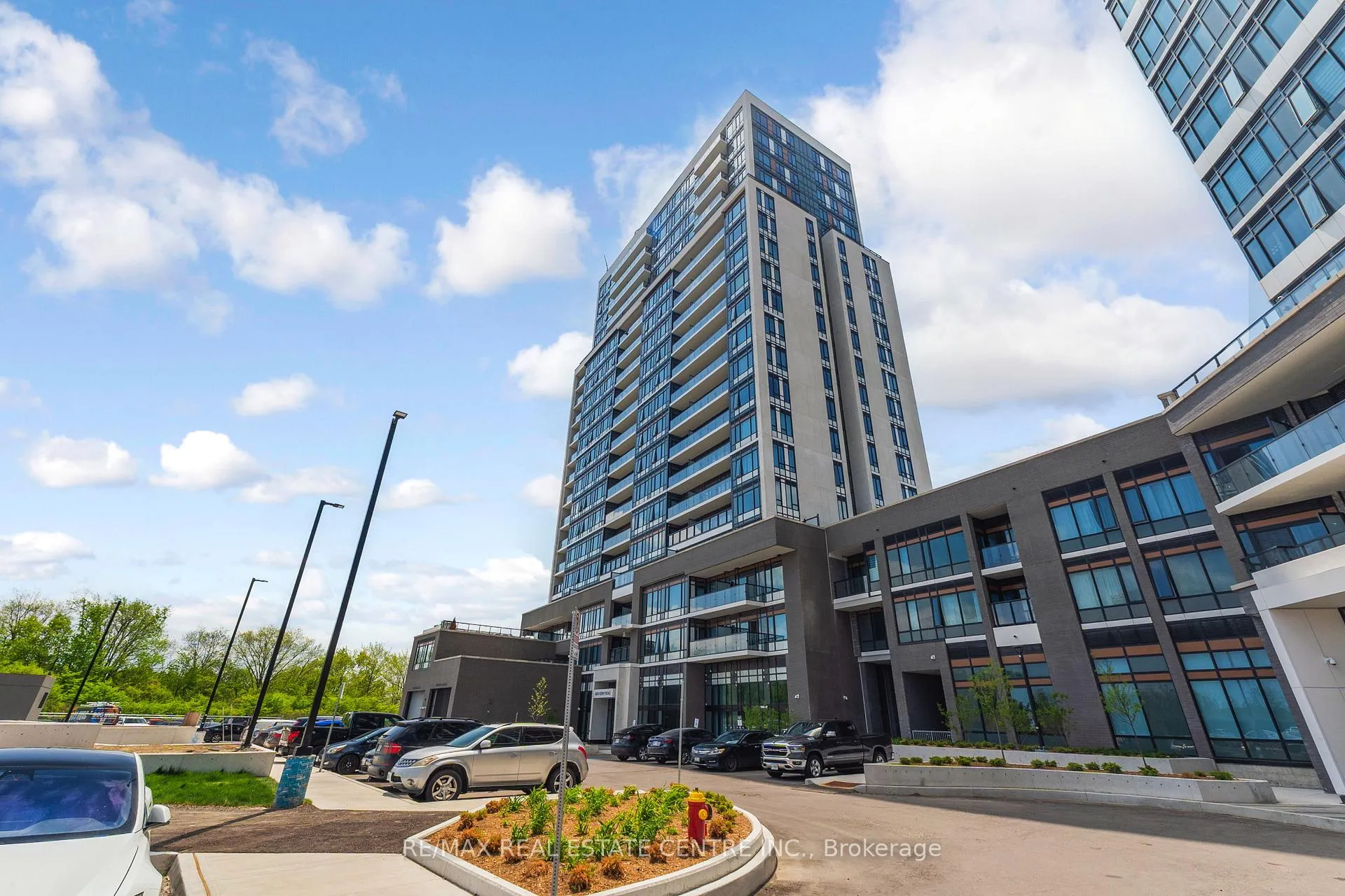 Photo 3 of Unit 1402, 8010 Derry Road, Milton, Coates — HOMEH