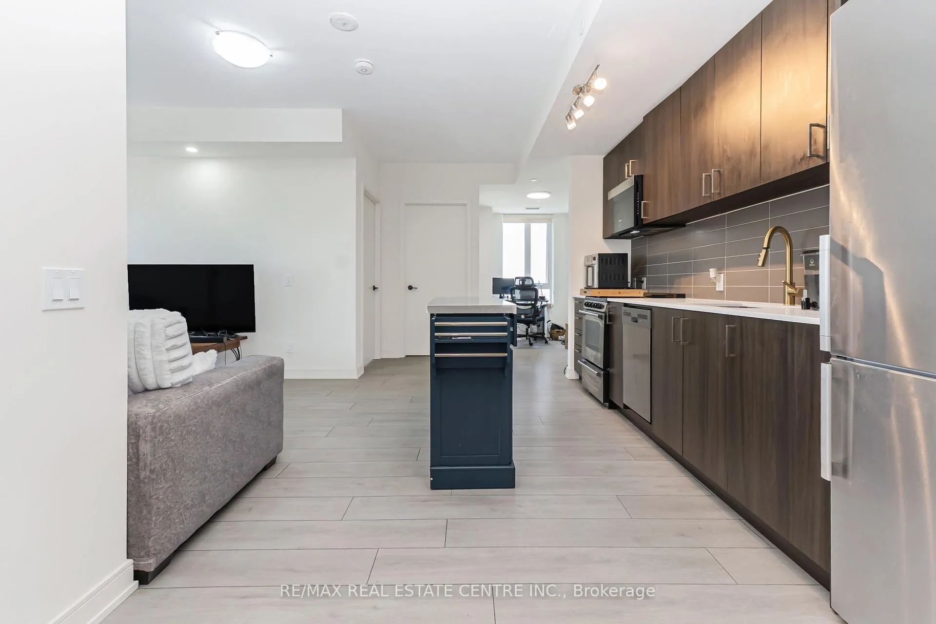 Photo 7 of Unit 1402, 8010 Derry Road, Milton, Coates — HOMEH