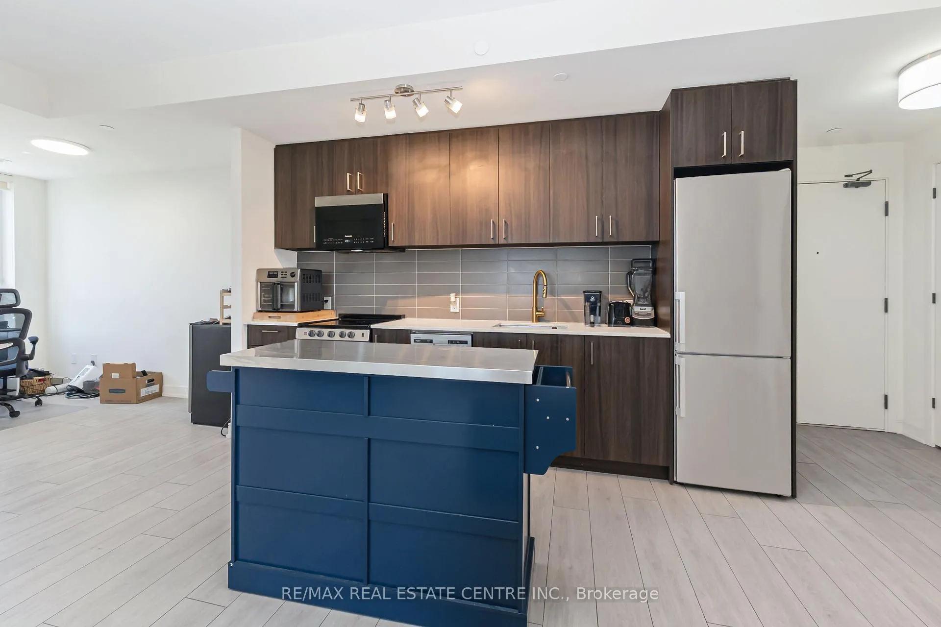 Photo 12 of Unit 1402, 8010 Derry Road, Milton, Coates — HOMEH